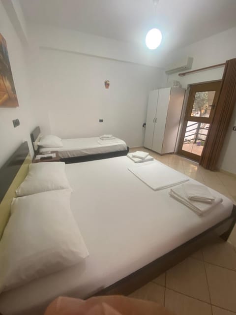 Ergys Apartments Apartment in Ksamil