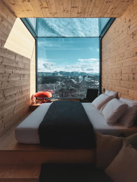 Natural landscape, Photo of the whole room, Bedroom
