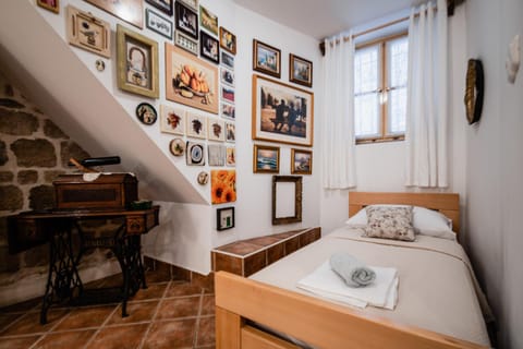 Bed, Decorative detail