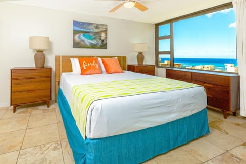 Bed, Bedroom, Sea view, fireplace