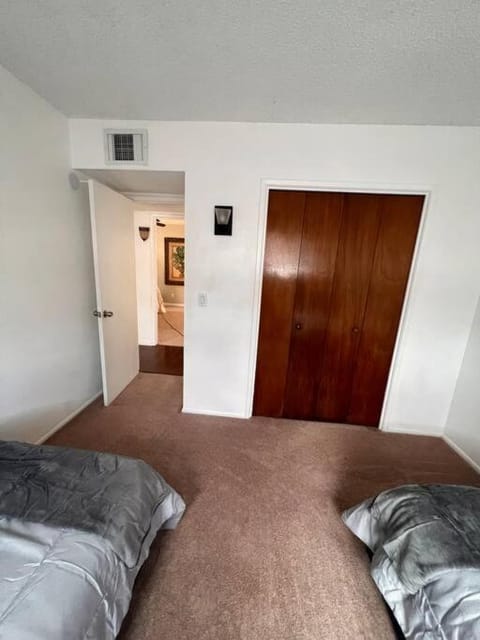 Southwestern charm - minutes from everything 3/2 House in Sierra Vista