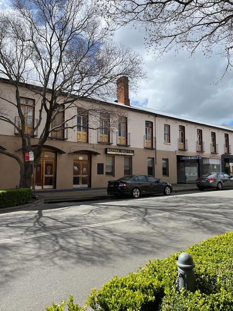 Property building, Street view