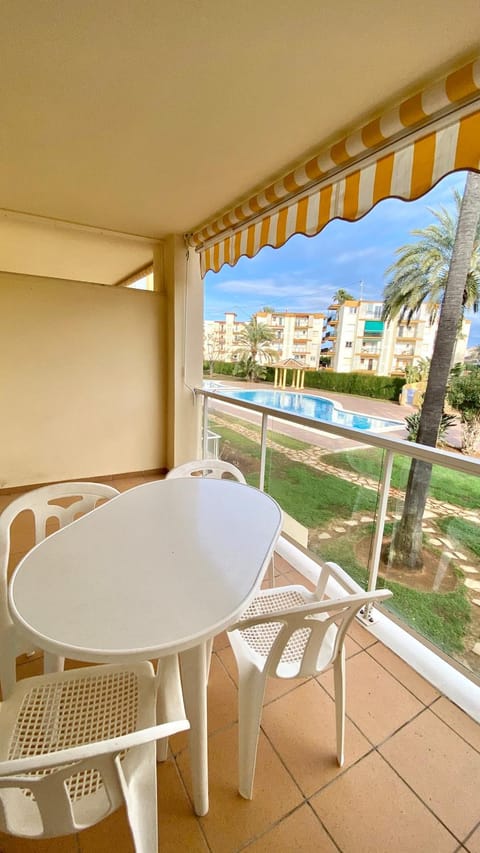 Day, Balcony/Terrace