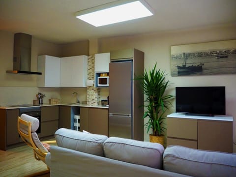 Kitchen or kitchenette, Living room
