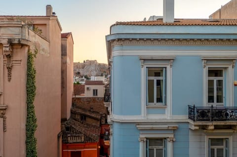 Property building, Nearby landmark