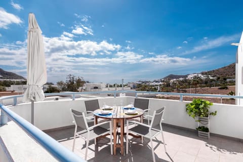 View (from property/room), Balcony/Terrace