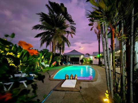 Night, Natural landscape, Garden, Garden view, Pool view, Swimming pool, Sunset, sunbed
