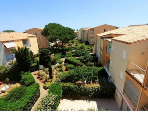 Property building, Garden, Garden view
