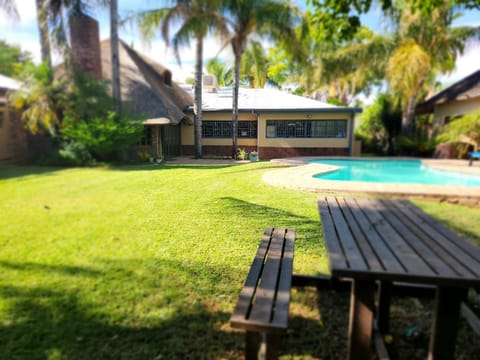 Garden, Swimming pool