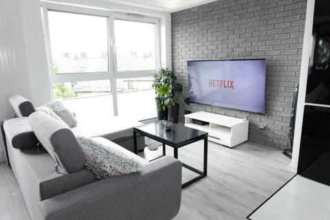 Living room, Seating area, Evening entertainment