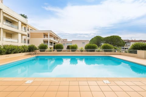 Pool view, Swimming pool, Swimming pool