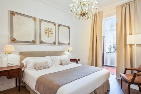 The Collection Barcelona - Casa Batlló - Luxury Historic 4BD 4BTH for 9 guests Apartment in Barcelona