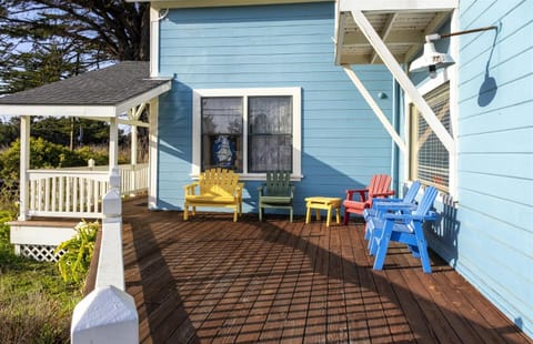 Annie`s Beach House House in Mendocino County