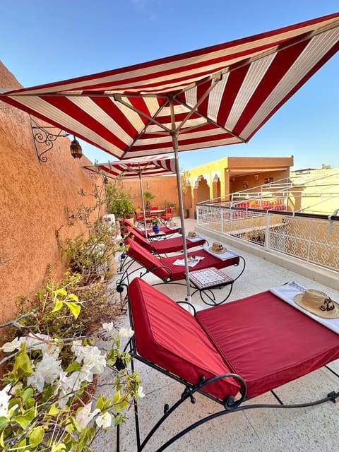 Balcony/Terrace, sunbed