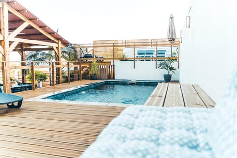 Balcony/Terrace, Swimming pool
