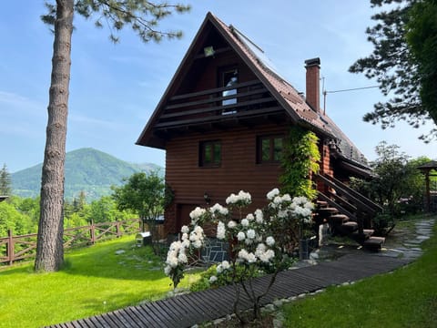 Property building, Spring, Garden view, Mountain view