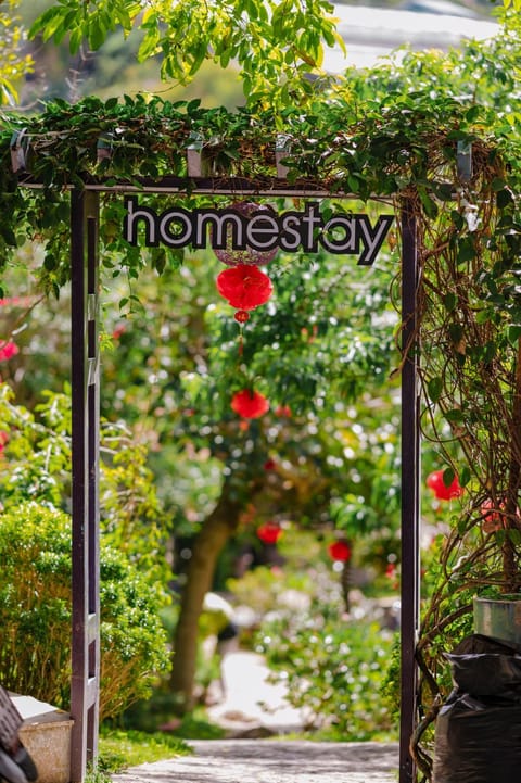 Garden, Garden, On site
