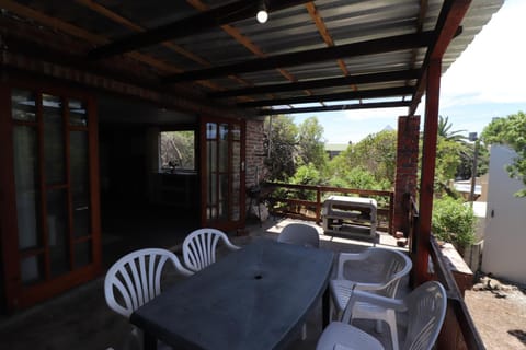 Shalom House House in Western Cape