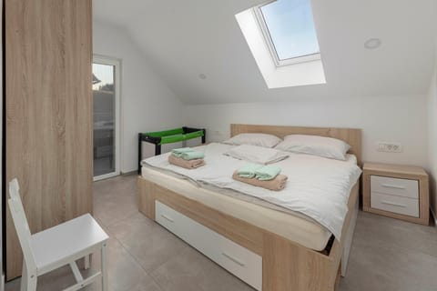 Bed, Photo of the whole room, Bedroom, towels, wardrobe