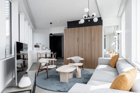 TV and multimedia, Living room, Seating area