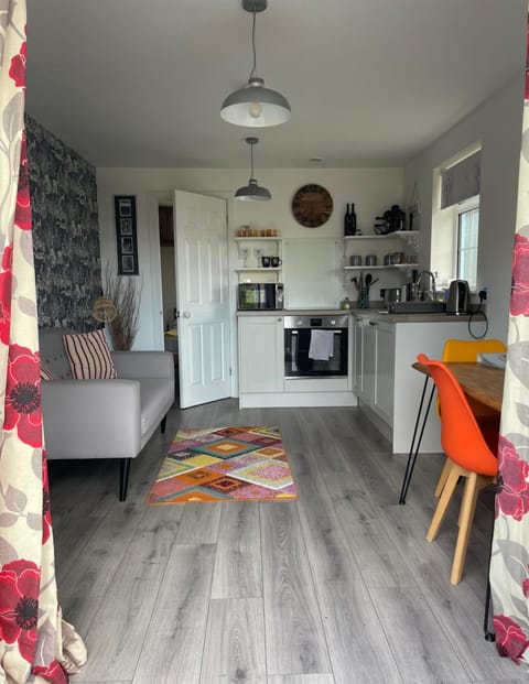 Loughor Annnex, Llangennech , Wales Apartment in Wales