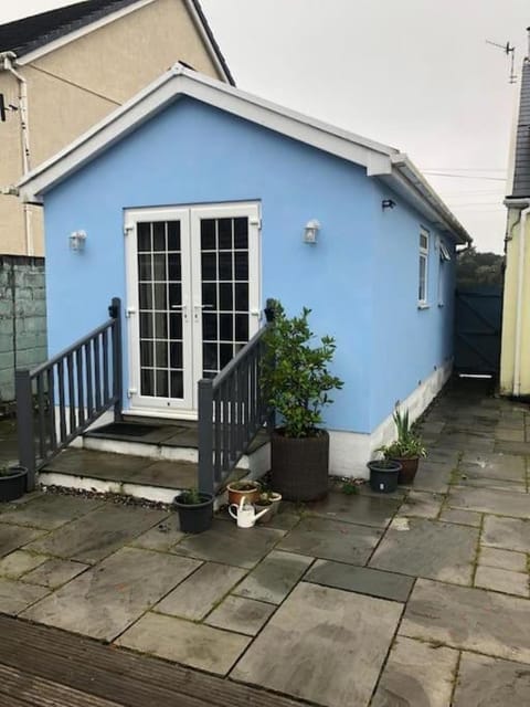 Loughor Annnex, Llangennech , Wales Apartment in Wales