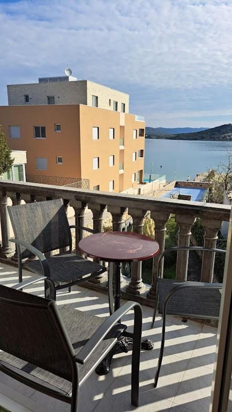 Apartment ŠTIZ by the sea with an organized beach Apartment in Murter