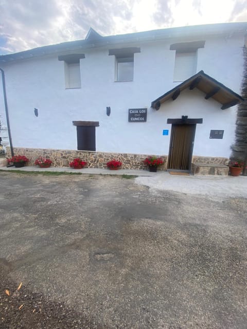 Property building, Day