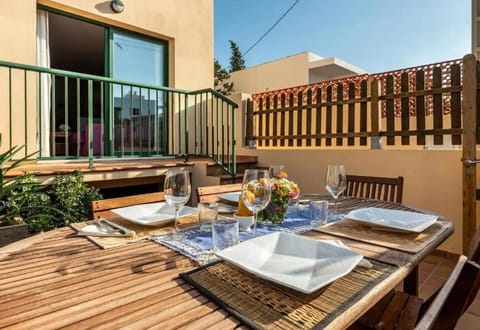 Patio, View (from property/room), Balcony/Terrace, Dining area