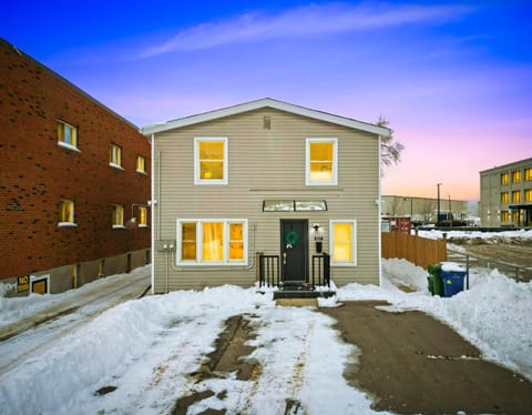 Property building, Day, Winter
