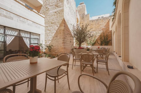 Day, Seating area, Breakfast, Inner courtyard view