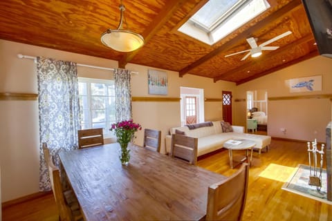 OB Beach House House in Ocean Beach