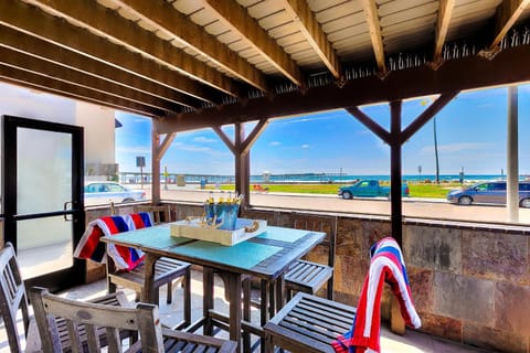 OB Pier 1 House in Ocean Beach