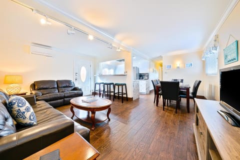 OB Pier 1 House in Ocean Beach