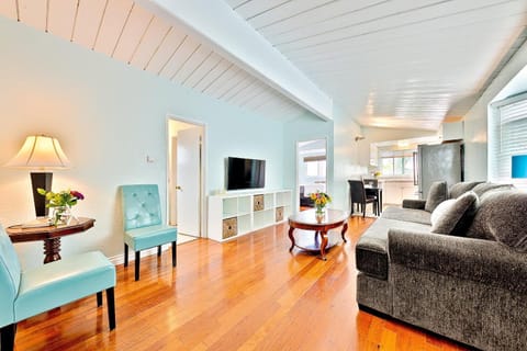 OB Pier 3 House in Ocean Beach