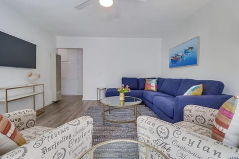 Sandcastle House in La Jolla