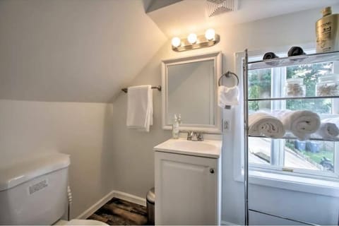 Dunes Home 3 Bedroom I 2 Baths I 2 Living rooms House in Porter