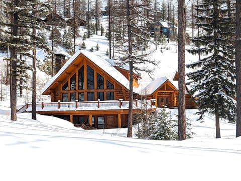 Eagles Nest at Elk Highlands House in Whitefish