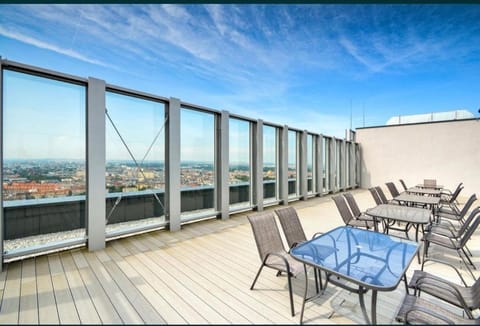 Hanza Tower De lux Black Apartment in Szczecin