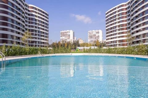 Pool view, Swimming pool