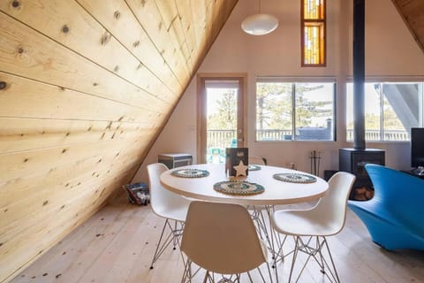 Dog Friendly A-frame Hot Tub Nature Views House in Idyllwild-Pine Cove