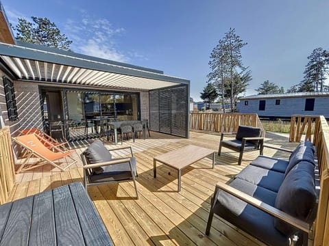 Chalet de standing 6 pers - Piscine chauffée - Proche plage - WIFI - Parking - Terrasse privée - FR-1-361-476 Chalet in Saint-Pair-sur-Mer