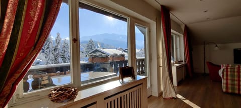 View (from property/room), Living room, Photo of the whole room, Landmark view