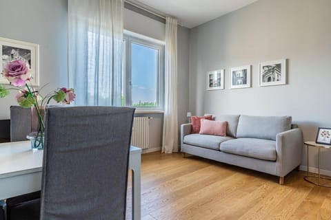 Lovely Place - 10 min to Historic Center Apartment in Verona