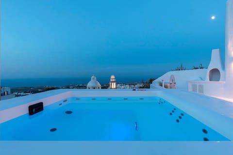 Aleanna Traditional Villa Fira Villa in Thera