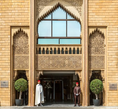 Property building, Facade/entrance