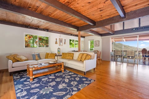 Seabreeze Hawaii Kai - 30-Night Minimum House in Hawaii Kai