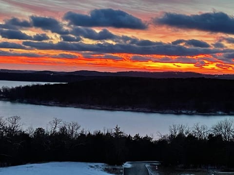 Royal View on Table Rock House in Branson