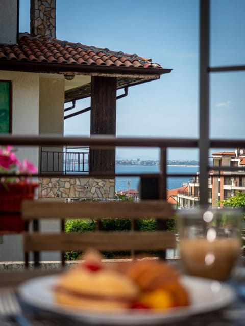 Sea view, Breakfast