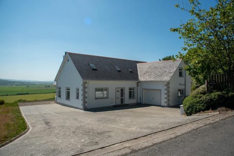 Grange Park House-wild Atlantic way House in County Donegal